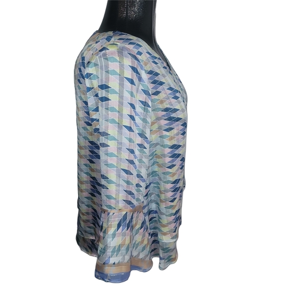 Bali Geometric Patterned Pastel Colored Blouse XS - Picture 3 of 5